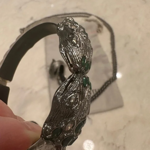 Collectors! Alexis Bittar 5 piece serpent lucite set gray w/green crystals FAB! - Picture 6 of 16